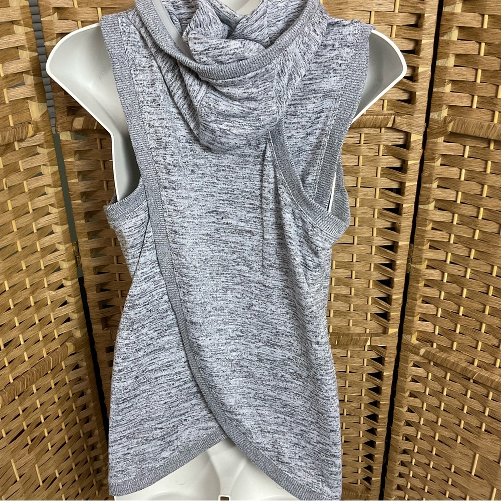 Knitted Hooded Vest Size S Split Back - Picture 2 of 9